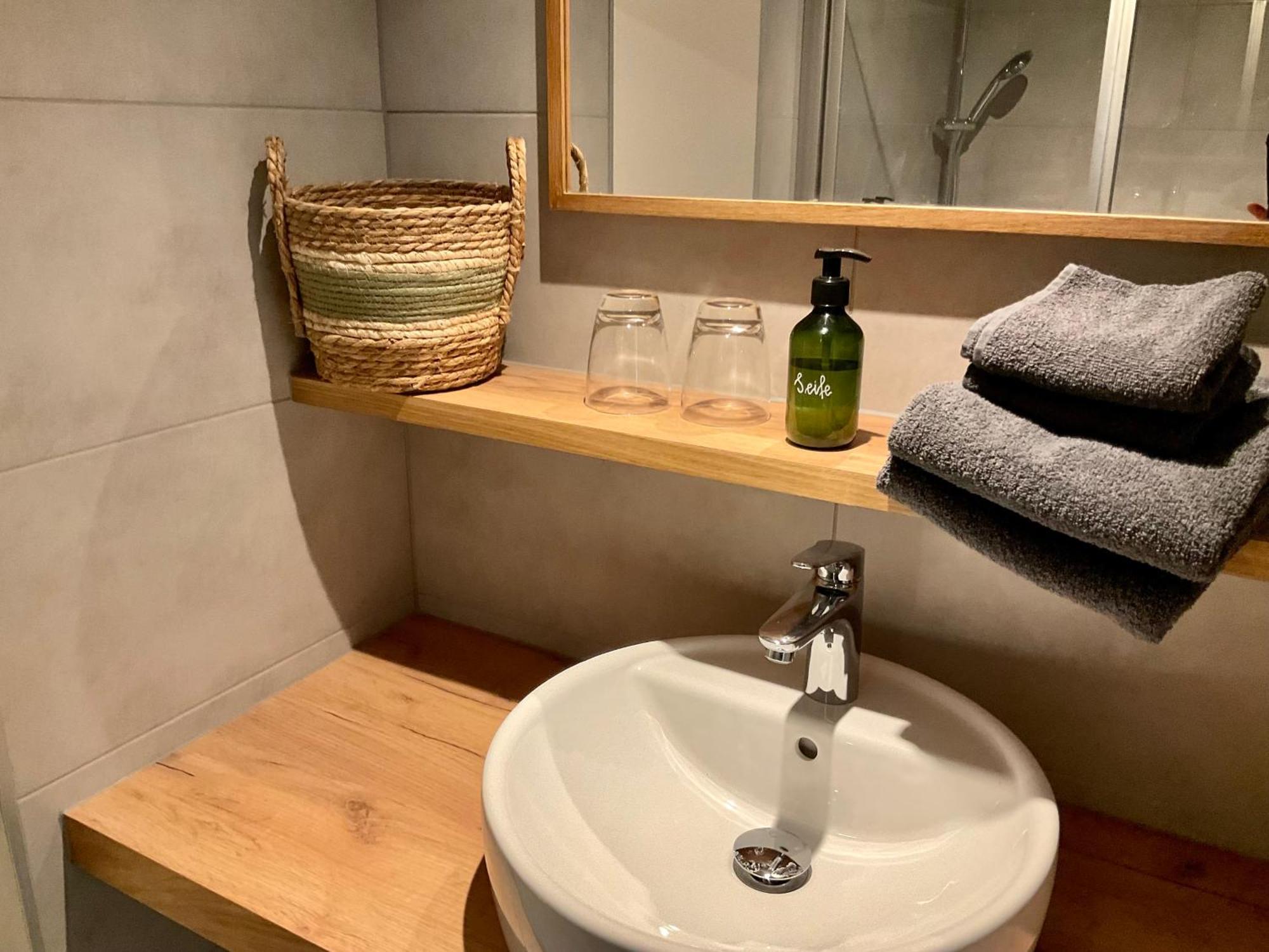Lorenzo Appartements 布尔格伦根费尔德 外观 照片